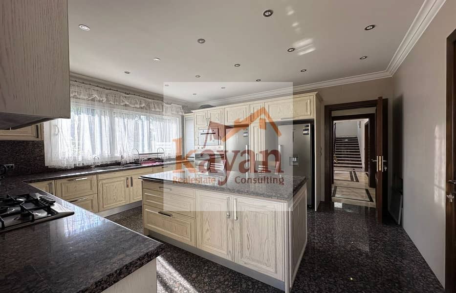 7 8df44552-cee4-4467-8128-6da66c71d0e5. jpg