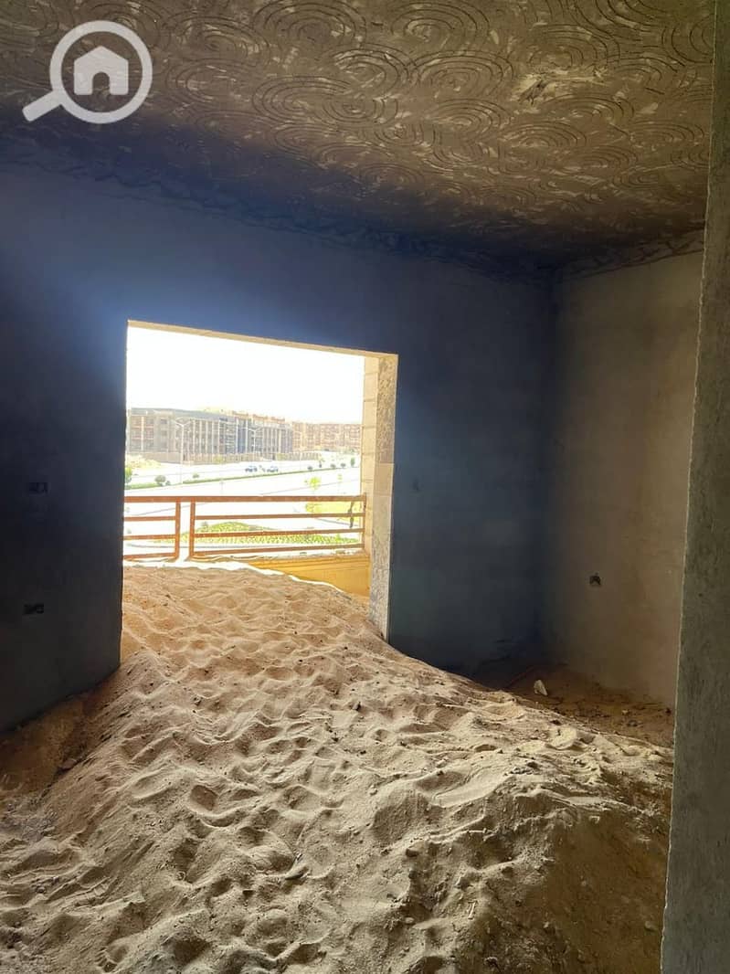 4 WhatsApp Image 2025-10-28 at 11.32. 32 AM (4). jpeg