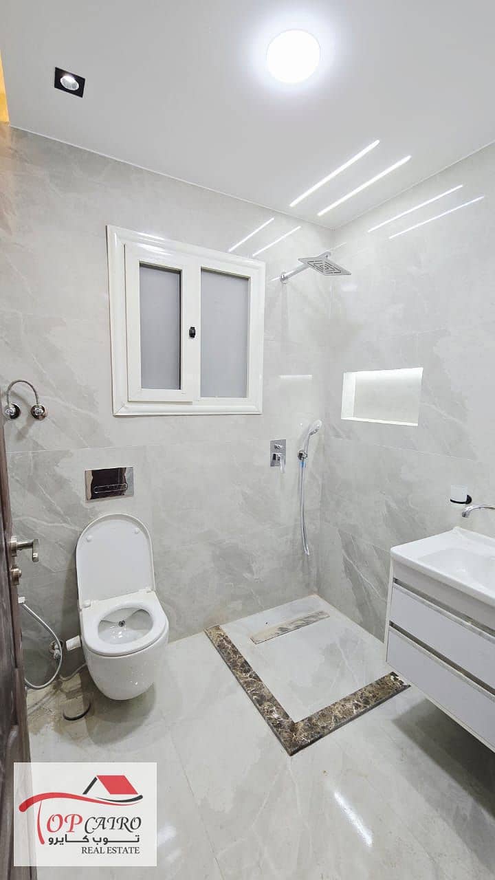 6 WhatsApp Image 2025-10-26 at 12.01. 14 PM (2). jpeg