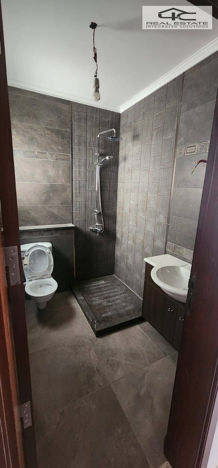 9 WhatsApp Image 2025-10-28 at 12.19. 09 PM (1). jpeg