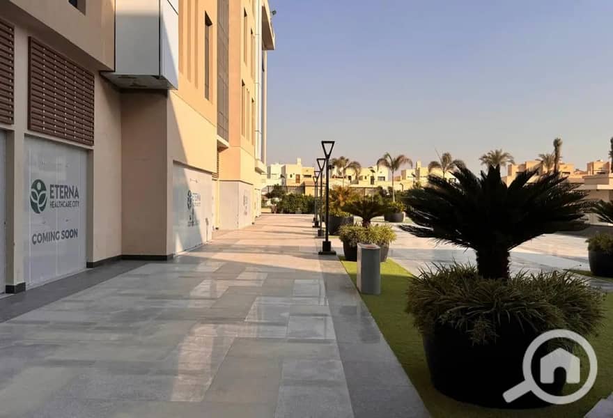 3 7962052-4fa1fo. jpg