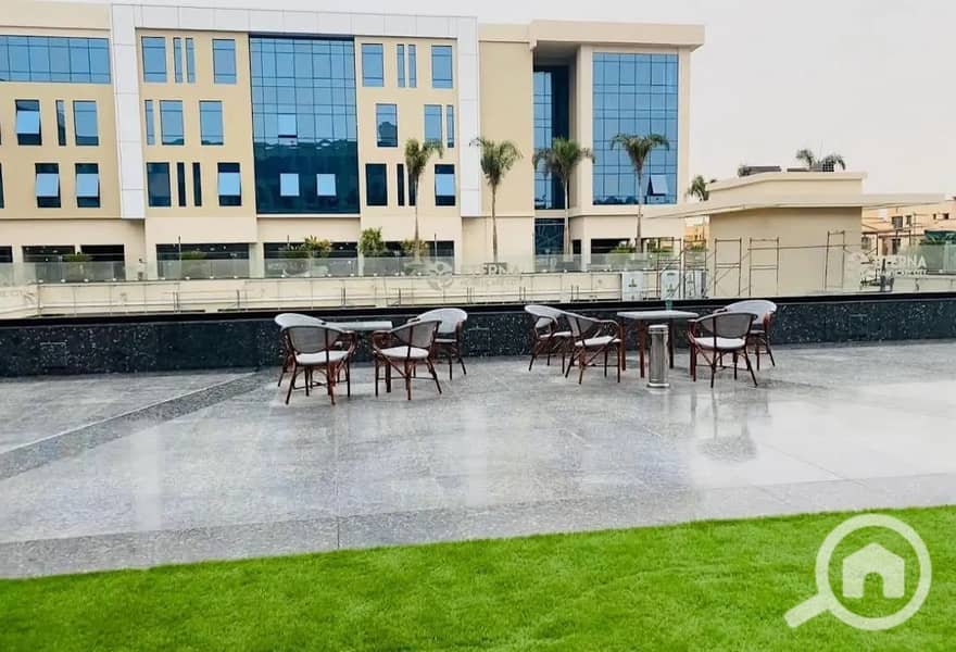 5 7962052-50d6fo. jpg