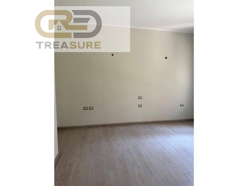 11 WhatsApp Image 2025-10-27 at 2.55. 26 PM. jpg