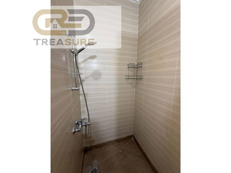 12 WhatsApp Image 2025-10-27 at 2.55. 21 PM (1). jpg