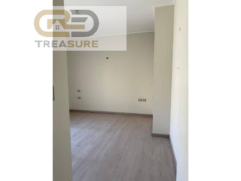 17 WhatsApp Image 2025-10-27 at 2.55. 22 PM (2). jpg