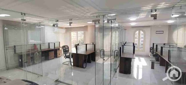 مکتب  للايجار في مصر الجديدة، القاهرة - 1000055008. jpg