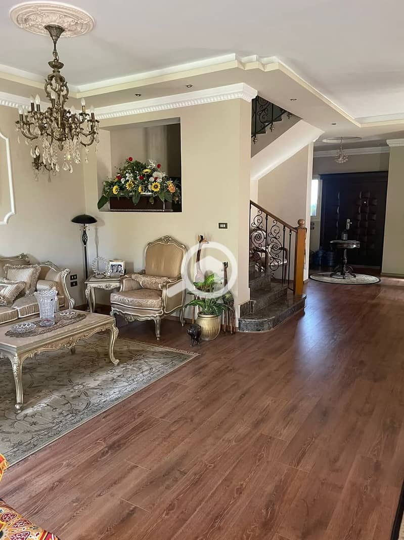 5 7da12c22-0795-4e43-a888-2443ec4bdf6c. jpg