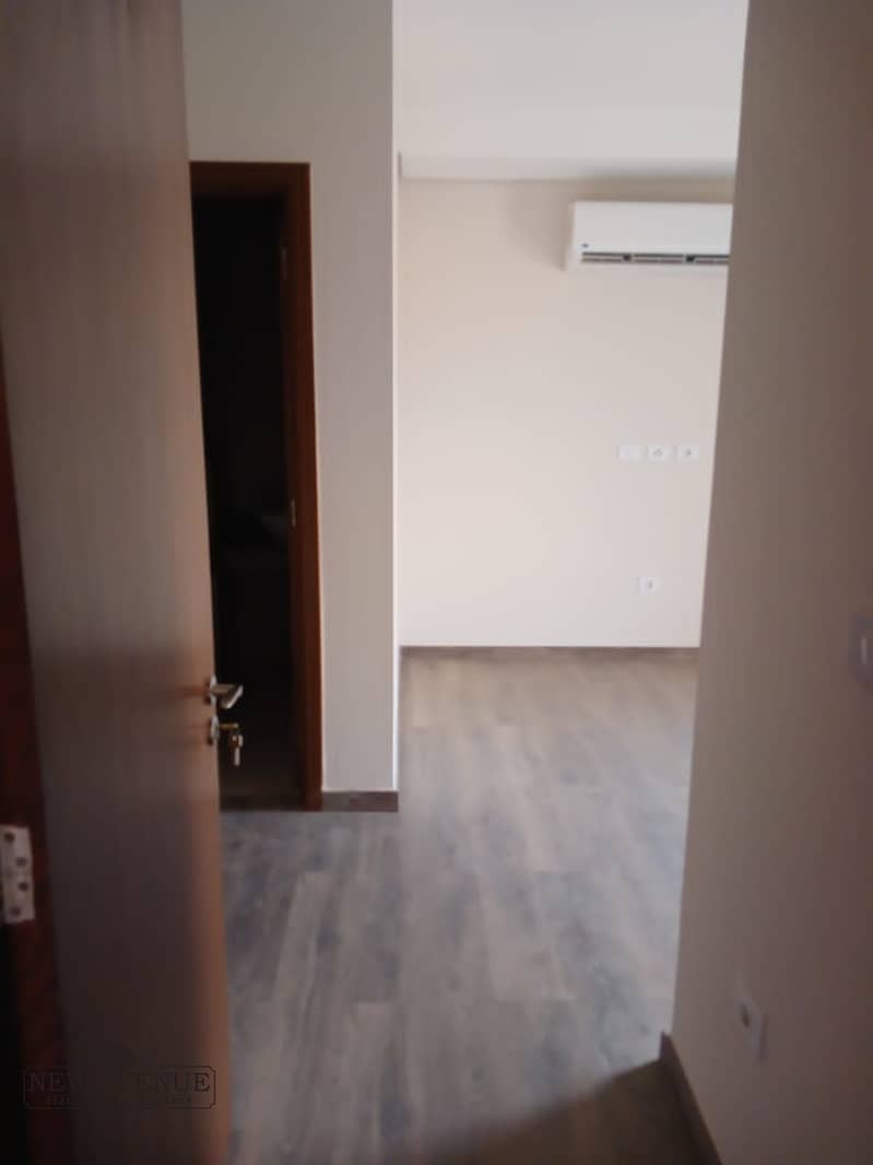 7 WhatsApp Image 2025-10-27 at 4.37. 04 PM (1). jpeg