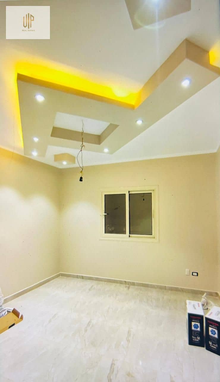 5 WhatsApp Image 2025-10-28 at 12.17. 20_cfc338fe. jpg