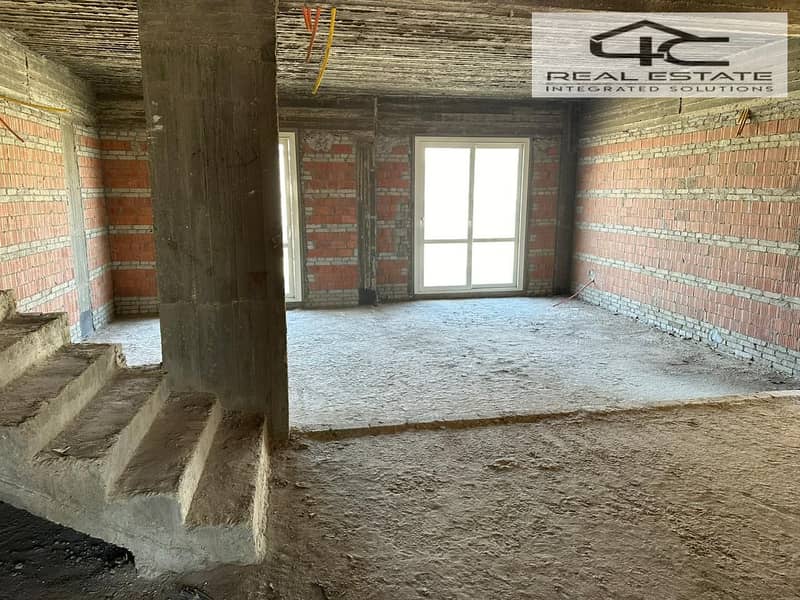 7 WhatsApp Image 2025-10-28 at 12.18. 50 PM (1). jpeg