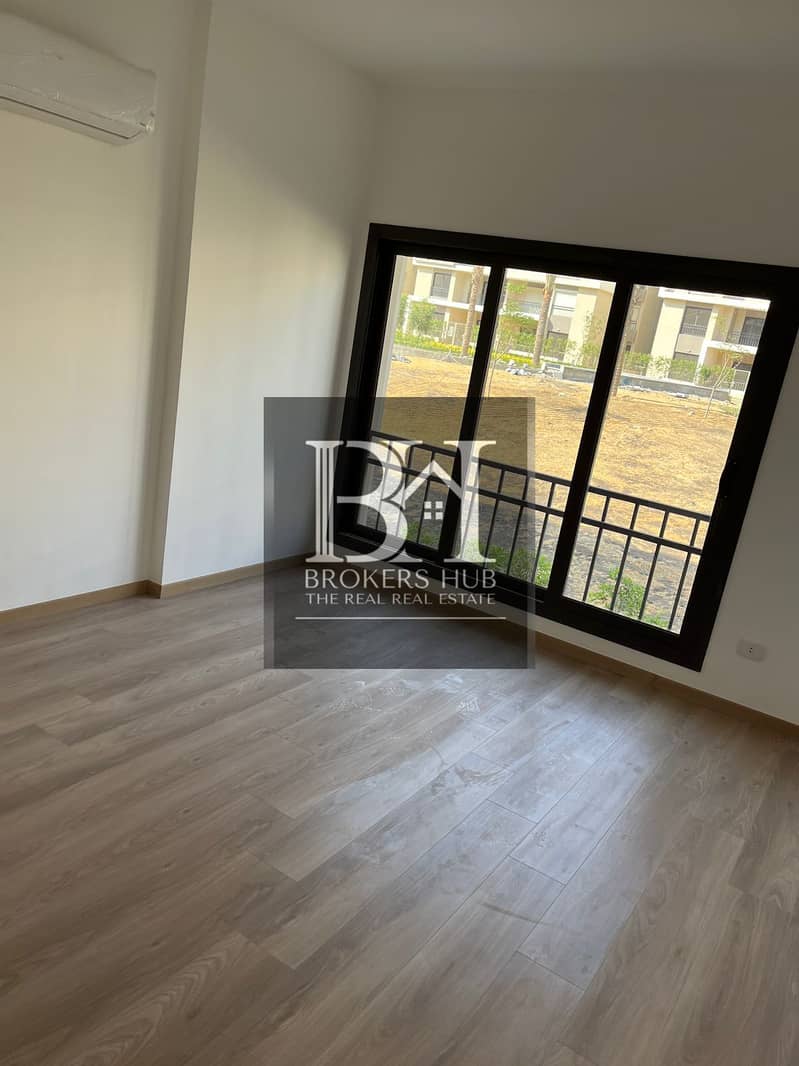 2 WhatsApp Image 2025-10-28 at 12.04. 04 PM. jpeg