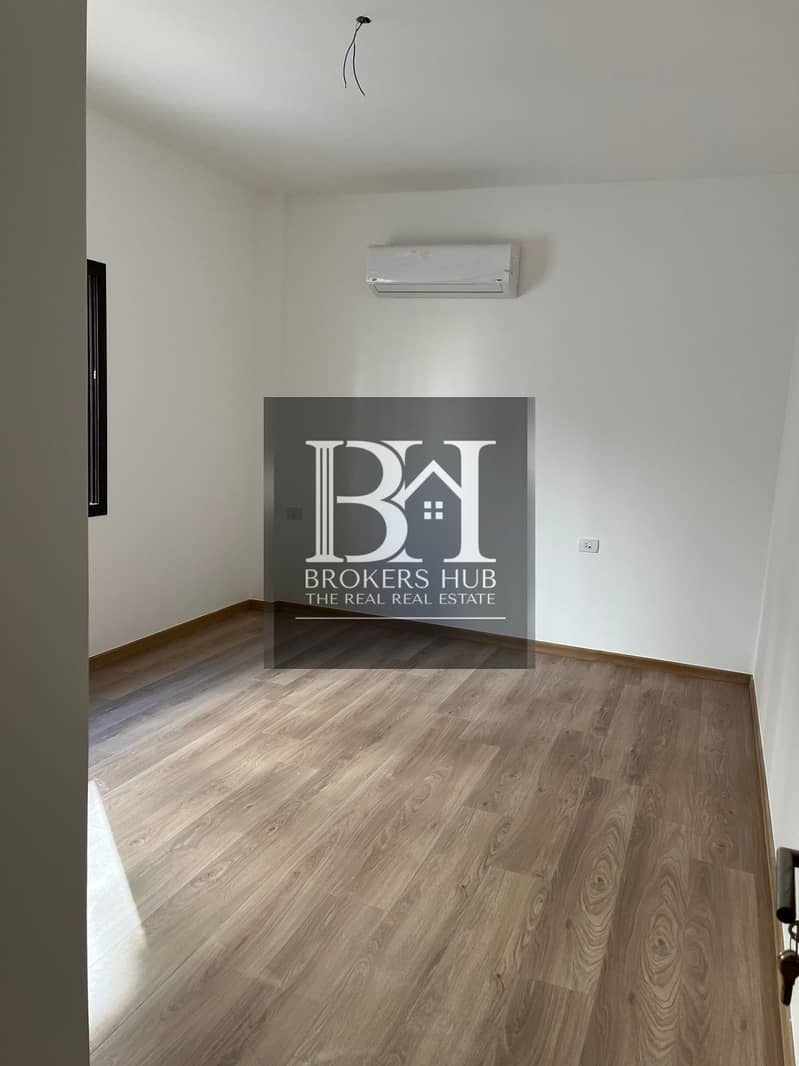 3 WhatsApp Image 2025-10-28 at 12.04. 07 PM (1). jpeg