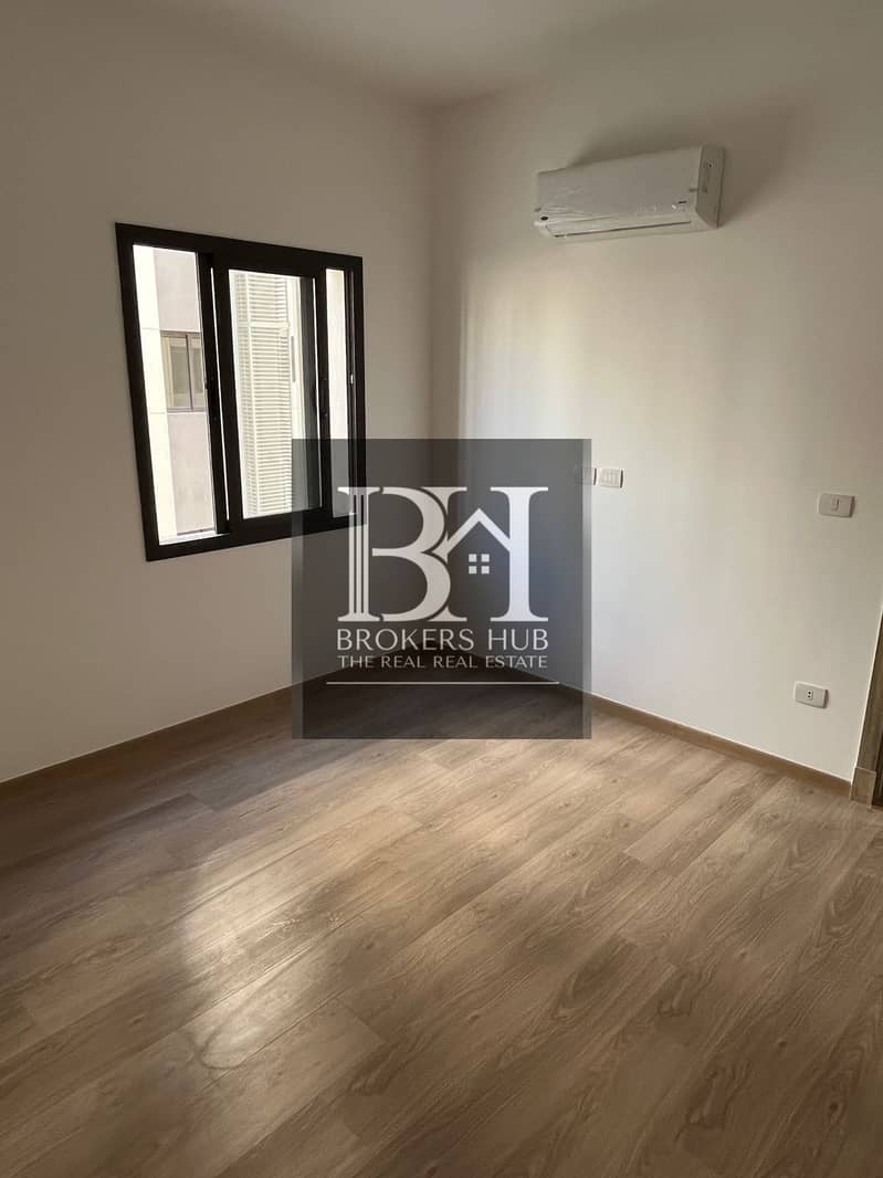 10 WhatsApp Image 2025-10-28 at 12.04. 10 PM. jpeg