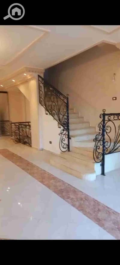 5 Bedroom Townhouse for Rent in Sheikh Zayed, Giza - 61755. jpg