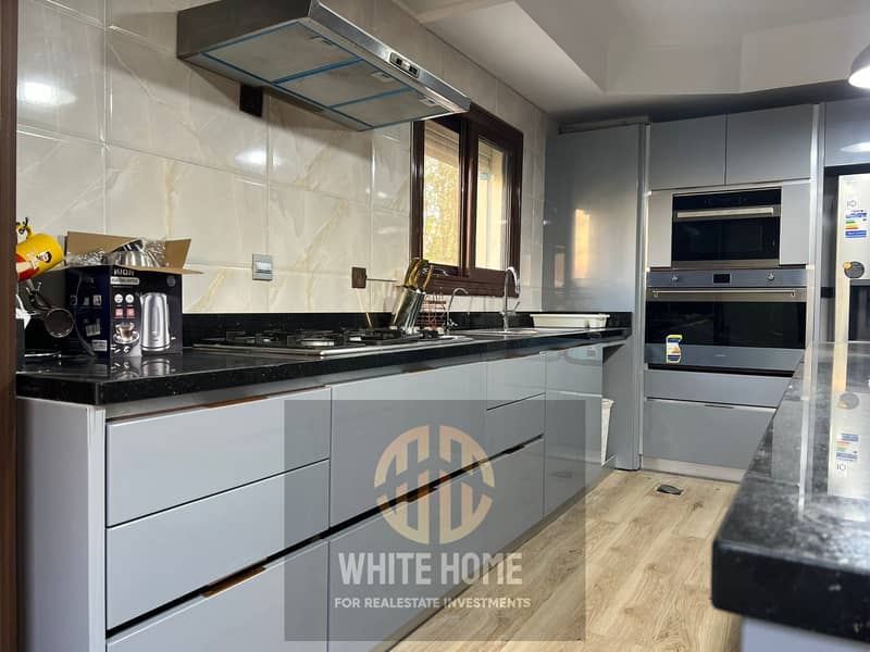 12 1cd0fb08-1673-416b-9252-c7265026d6ac. jpeg