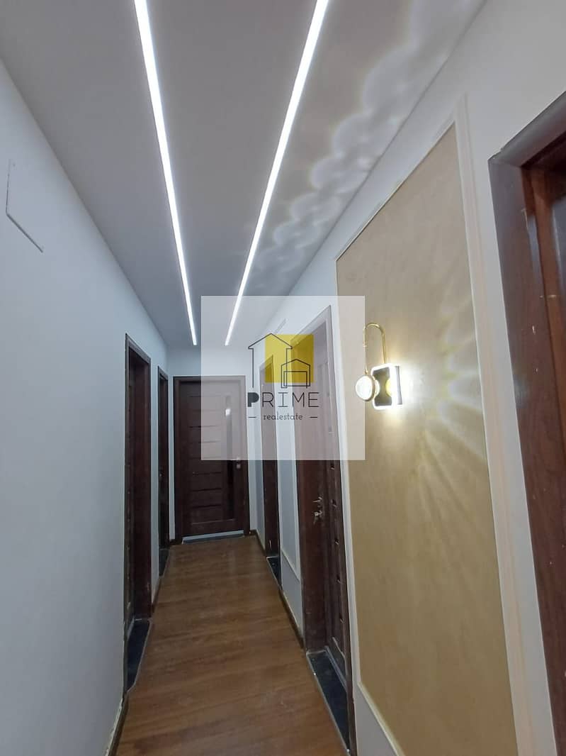 8 WhatsApp Image 2025-10-27 at 21.28. 46_0f4c113d. jpg