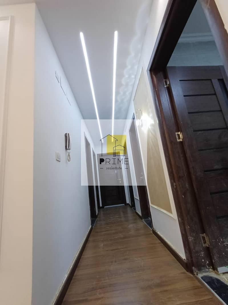 20 WhatsApp Image 2025-10-27 at 21.28. 51_d1ef1292. jpg