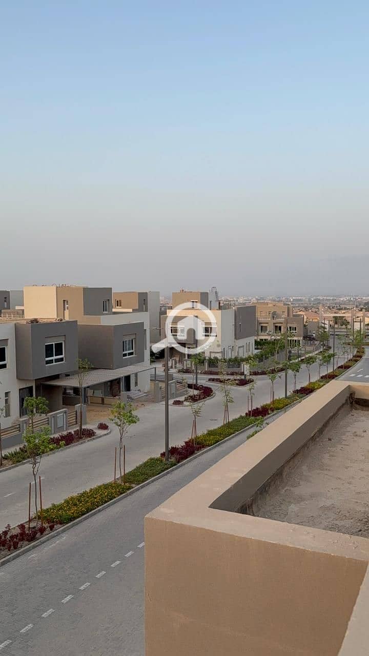 6 WhatsApp Image 2025-10-25 at 12.02. 54 PM (5). jpeg