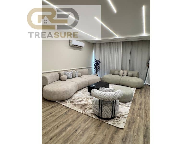 10 WhatsApp Image 2025-10-28 at 12.11. 03 PM (1). jpg