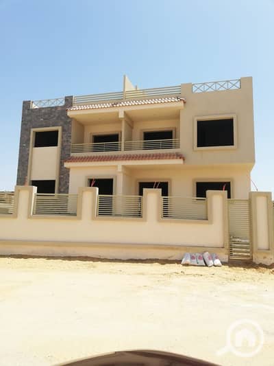 8 Bedroom Twin House for Sale in Sheikh Zayed, Giza - WhatsApp Image 2025-10-25 at 12.34. 23 PM. jpeg