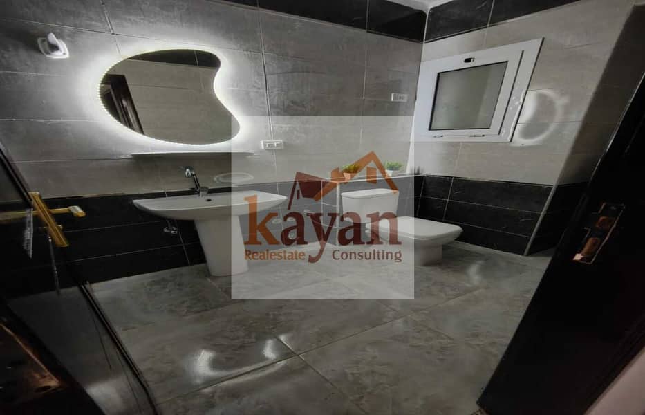 13 b334b29c-1be2-4bb4-acd3-ffb1d7e9b6cc. jpg