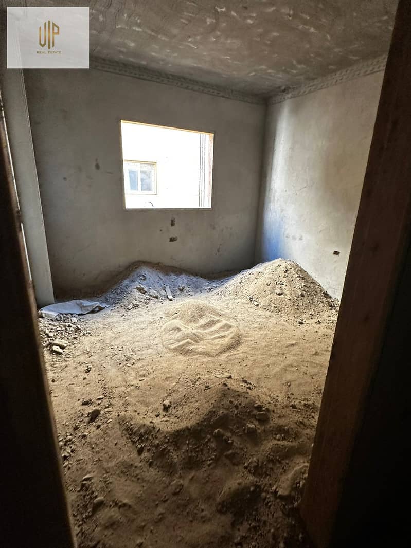 4 IMG-20250930-WA1229. jpg