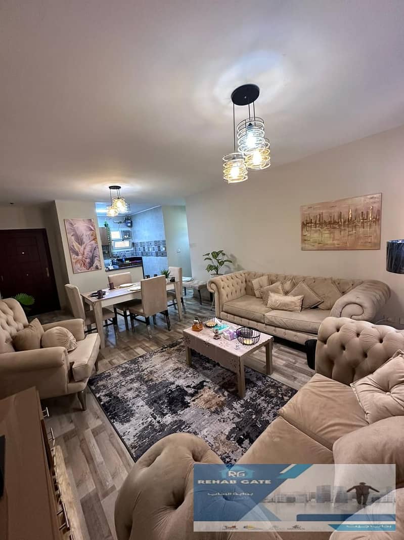 5 2476843d-cca6-4545-8ad3-506feeca5272. jpg