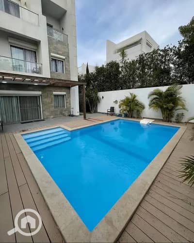 5 Bedroom Villa for Sale in Sheikh Zayed, Giza - 8a0b109d-2b0a-4dbe-8fd8-7b44f4f3ef28. jpg