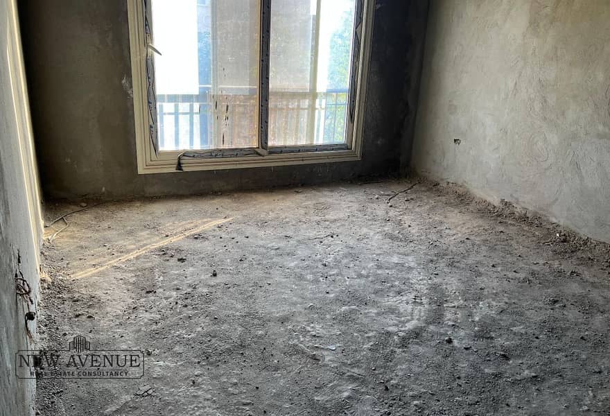 7 d7bd195b-a460-4be5-8669-3b39a28806d8. jpg