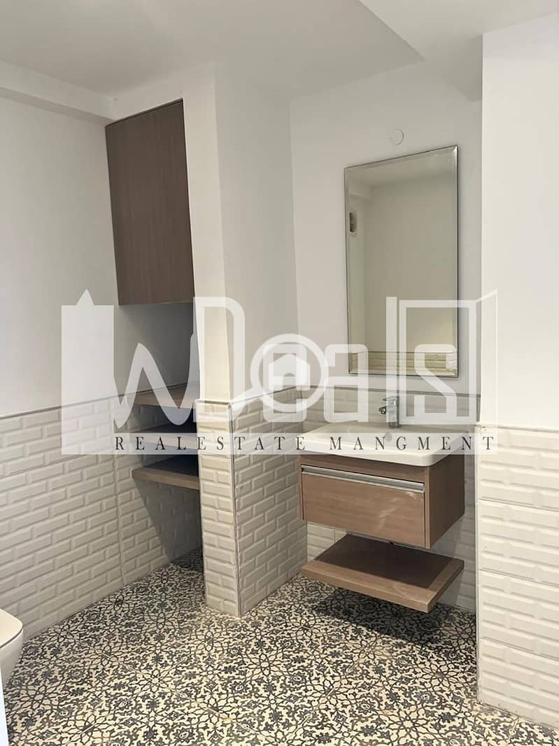 12 WhatsApp-Image-2025-10-26-at-2.40. 24-PM. jpg