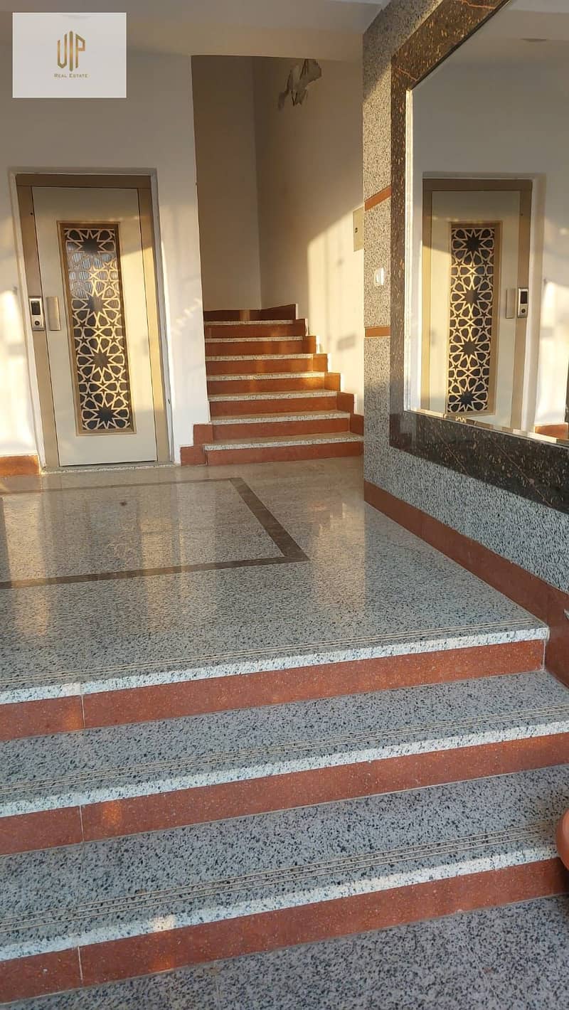 2 WhatsApp Image 2025-10-12 at 18.23. 46_135b3d1a. jpg