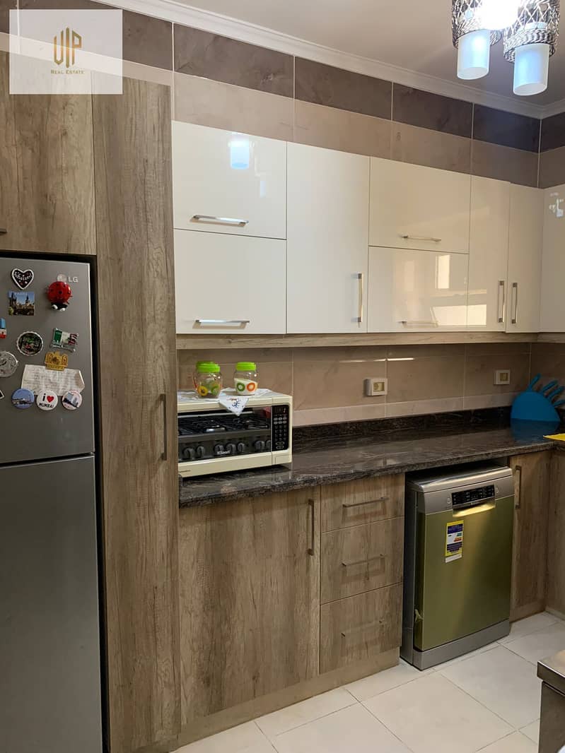 3 WhatsApp Image 2025-10-12 at 18.23. 18_be7c9481. jpg