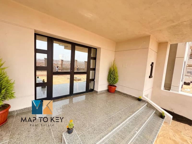 4 5a313cd5-44d7-4a4e-aff5-b781601747c8. jpg