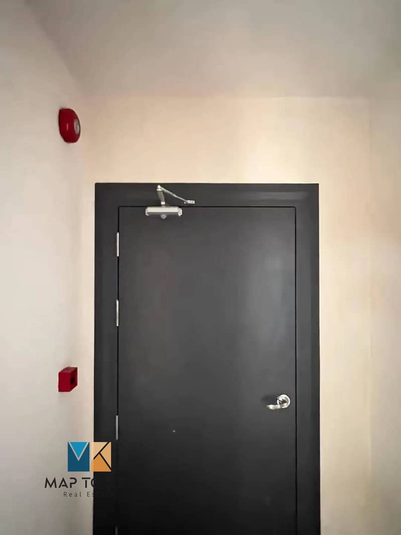 12 dadcedab-60d5-4471-a4a2-3c019d25253d. jpg