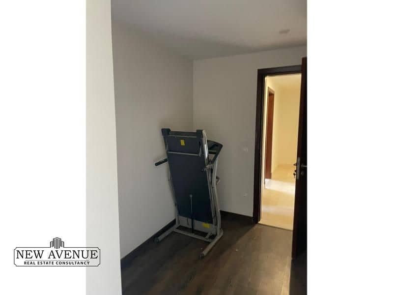 14 WhatsApp Image 2025-10-27 at 12.24. 57_1072c98b. jpg