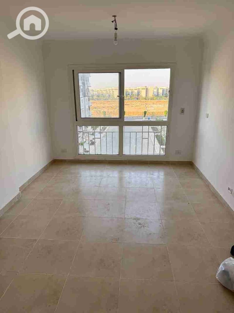 1000396689. jpg 1000396689. jpg