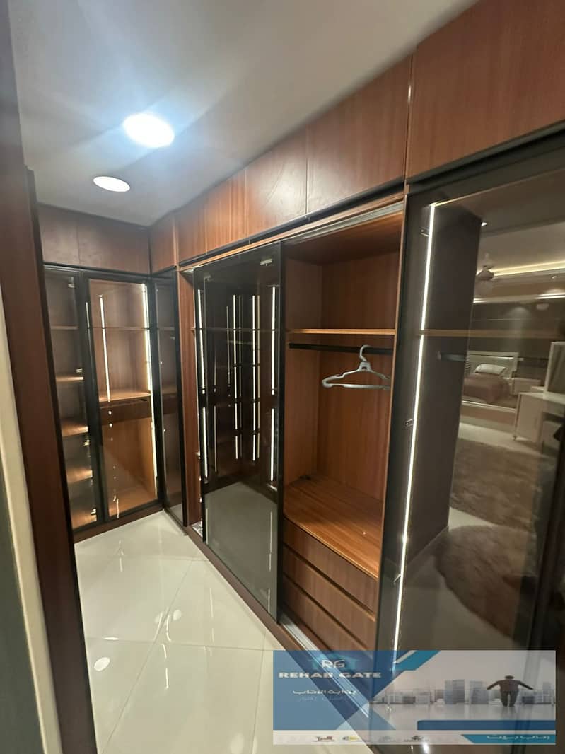 8 aacd5eb8-37e1-4175-99e2-16ce4d7923fe. jpg