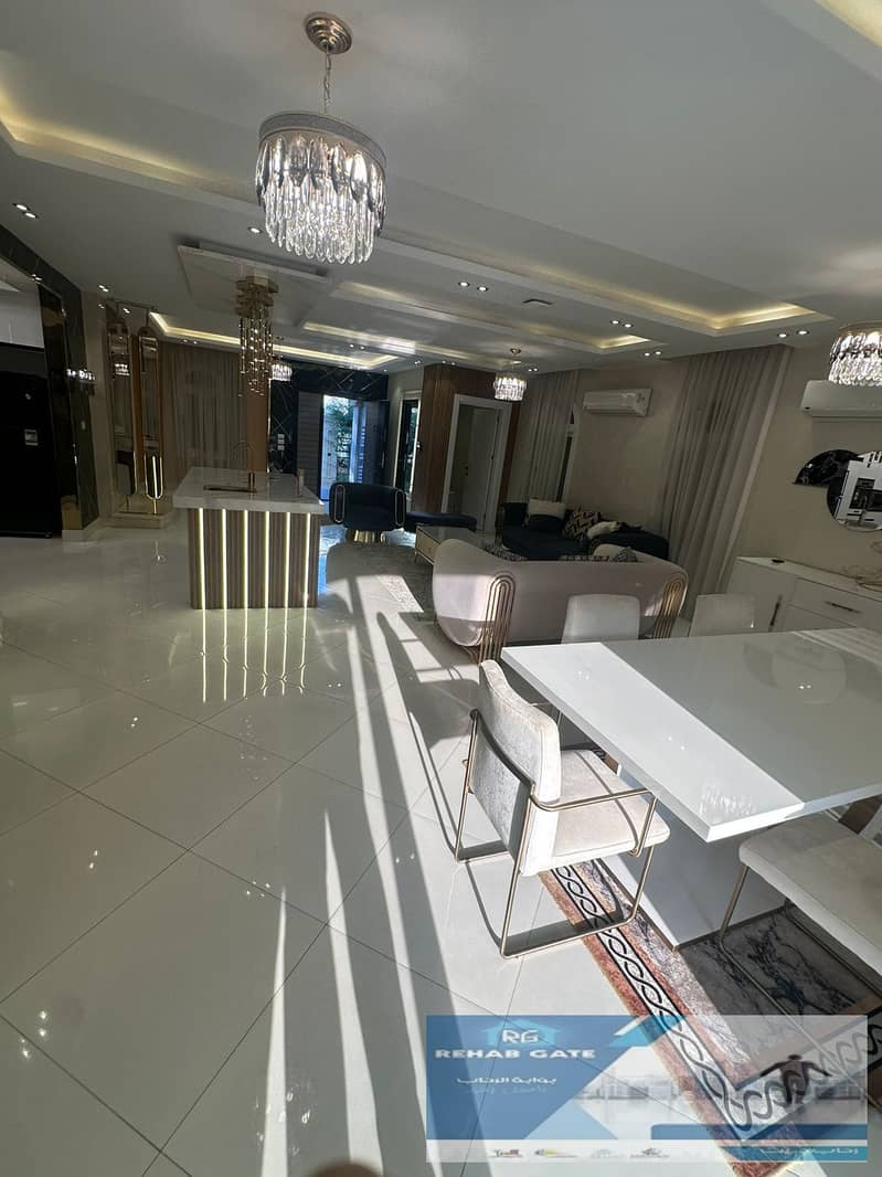 10 d9da09f4-1711-4ad3-ae09-683be21ddb68. jpg