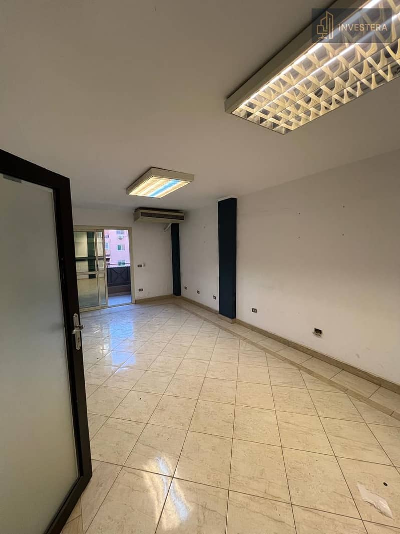 2 WhatsApp Image 2025-10-23 at 3.46. 34 PM (1). jpeg