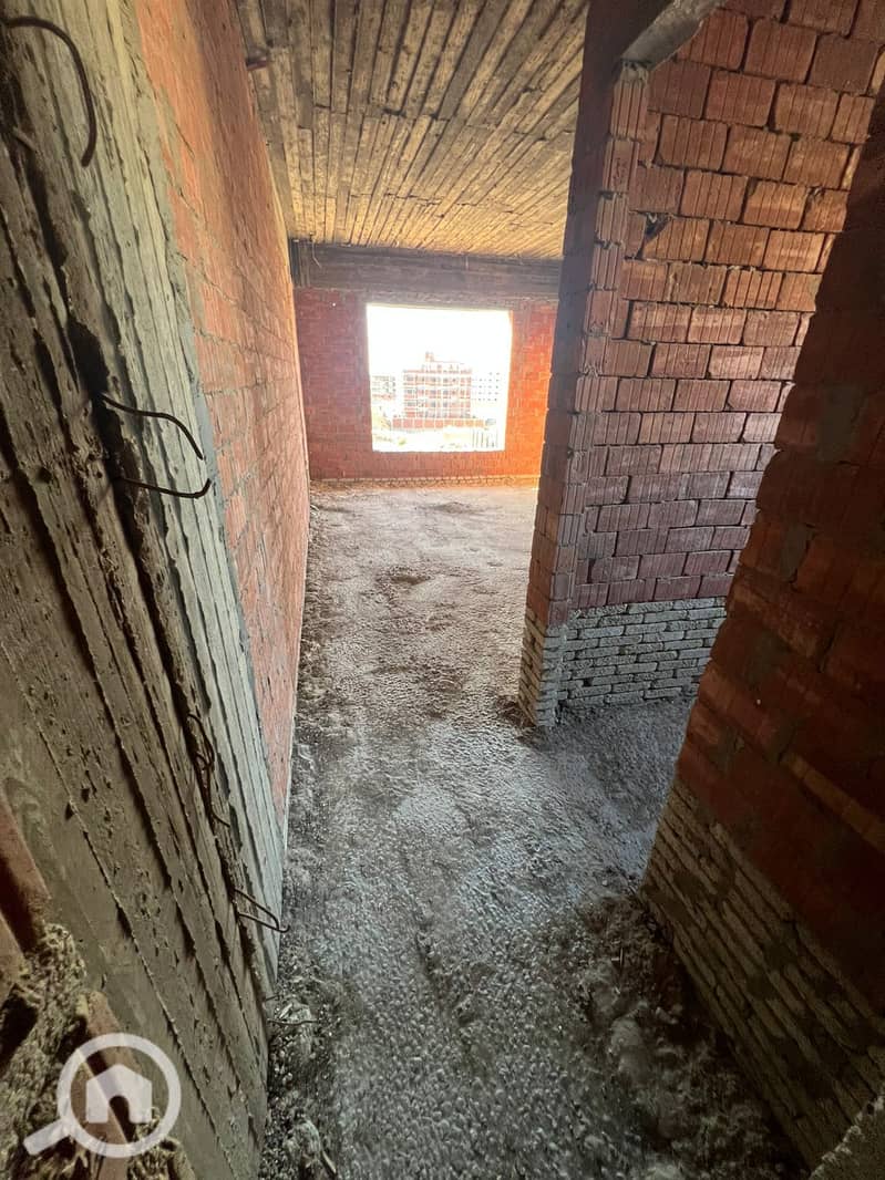 7 525c8344-9ef7-4b96-af06-7c1702b7b974. jpg