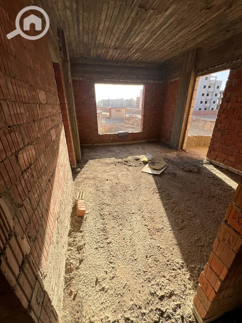 12 541b6ca4-fddb-4bf5-ac42-20f9f6f7062e. jpg