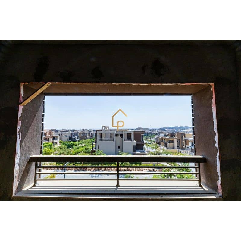 14 WhatsApp Image 2025-10-24 at 4.47. 26 PM. jpg