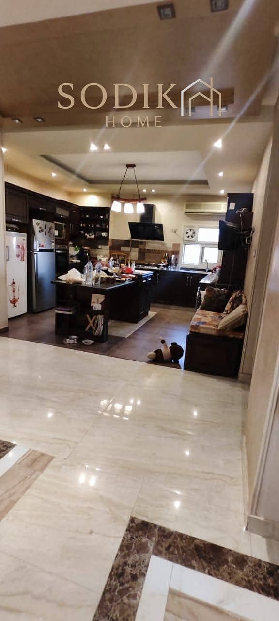 2 3bad555d-4bcc-4f72-a742-45bb9cd85e42. jpg