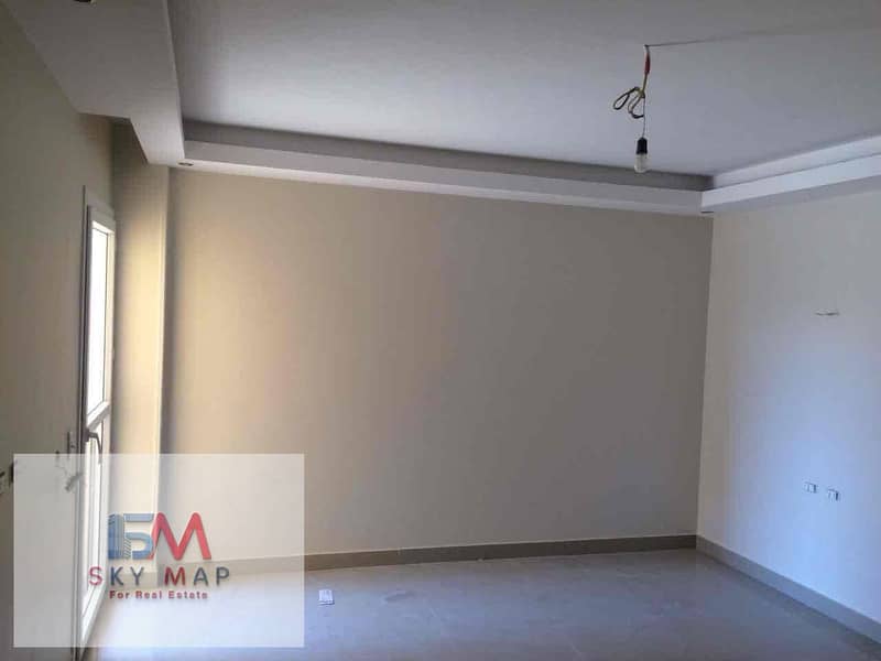 4 6b6068ef-cefe-4af3-8f63-b28ece408b72. jpg