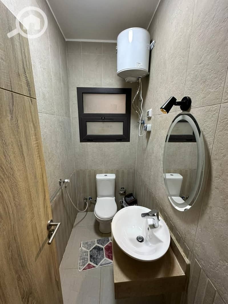 20 WhatsApp Image 2025-10-26 at 13.40. 38_1305e16f. jpg