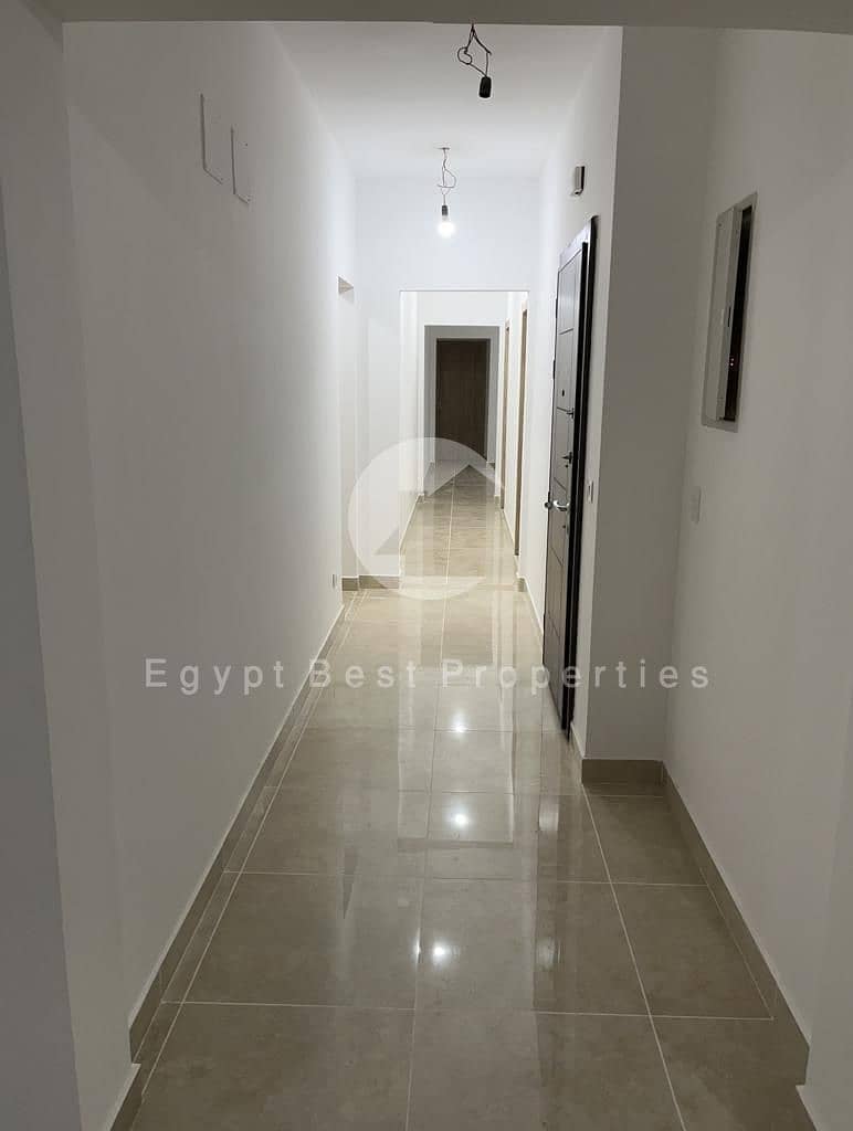 10 0466d62c-0635-479b-91be-bc454e329e2b. jpeg