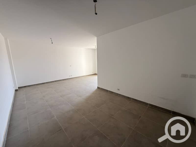 14 WhatsApp Image 2025-10-25 at 3.21. 42 PM. jpeg