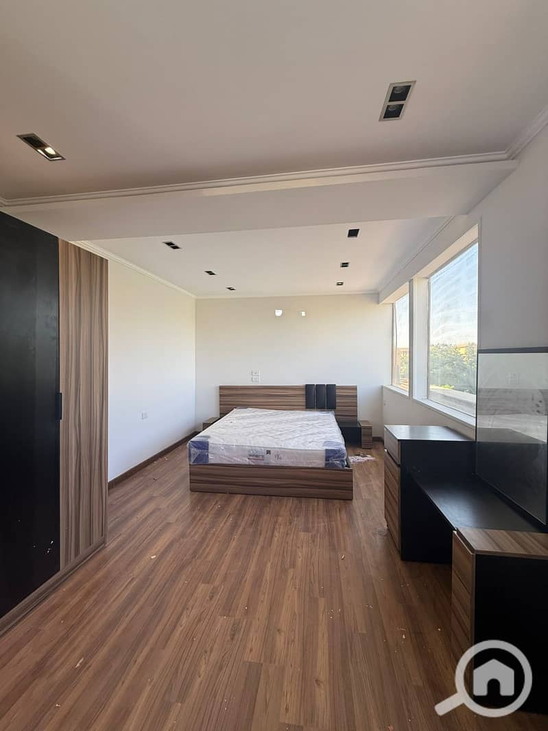 4 WhatsApp Image 2025-10-28 at 12.37. 56 PM. jpeg