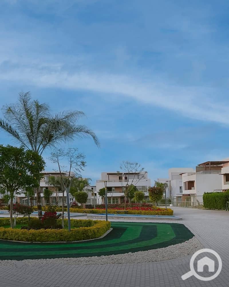 5 094143fd-716f-484d-9726-9af976f33ef0. jpg