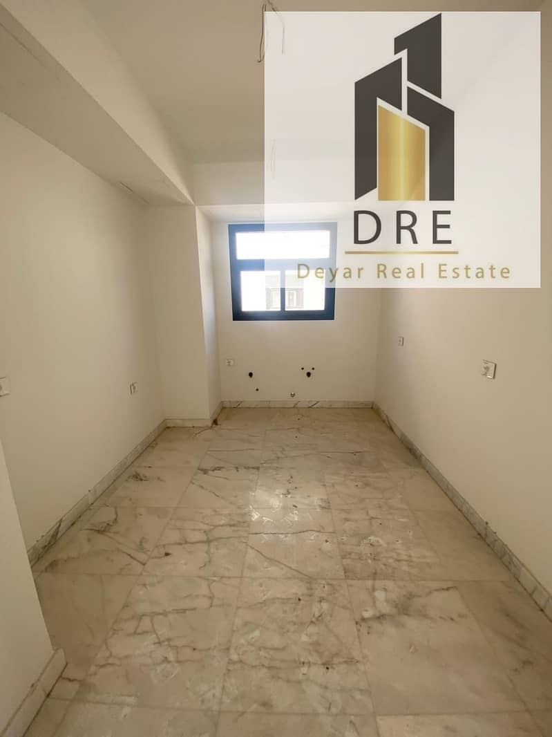 7 1848e5aa-989d-4494-8139-3d8213defea8. jpg